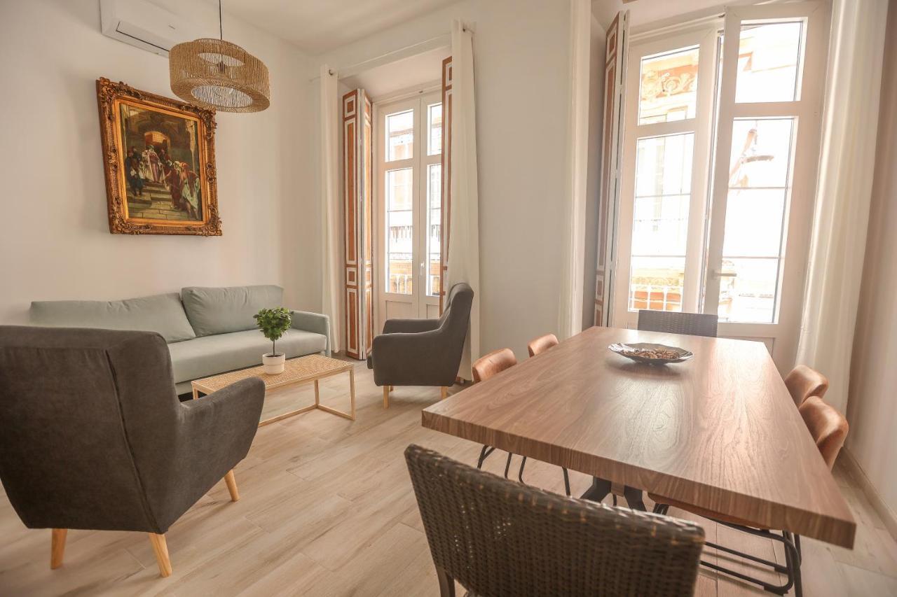 Apartamentos Catedral Malaga Ngoại thất bức ảnh